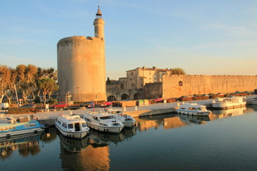 Tour de constance et remparts d'Aigues mortes, Camargue, France
