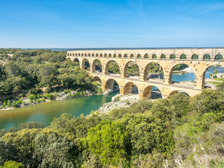 Fototapeta premium Pont du Gard in Nimes, France