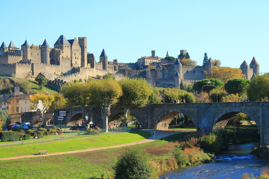 Ch&acirc;teau et remparts de la cite de 
Carcassonne, France