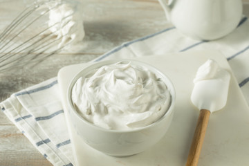 Sweet Homemade Vanilla Whipped Cream