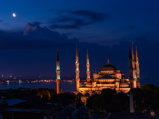 Obraz premium Blue Mosque at night