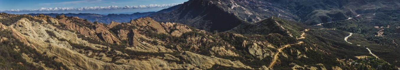 Fototapeta na wymiar Calabasas Peak Trail Panorama