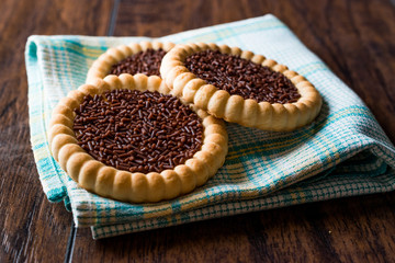 Biscuit with Chocolate sprinkles and jelly