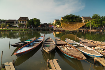 Fototapeta na wymiar Tour boats - Hoian -Vietnam 