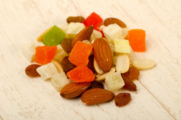 Nut and dry fruits
