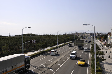 歩道橋からの湘南道路