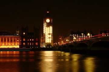 Londyn nocą, Tamiza i Big Ben, długie naświetlanie - obrazy, fototapety, plakaty