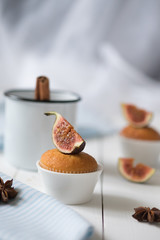 muffins with figs