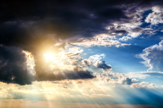 Cloudscape with a Sunlight © Sabphoto