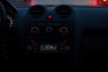 Fototapeta premium car radio at night