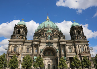 Fototapeta na wymiar dome of the cathedral in Baroque style in Berlin in Germany
