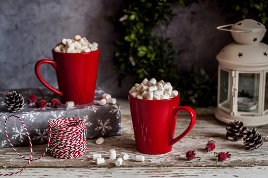 Christmas Hot Chocolate with Marshmallows