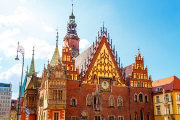 Fototapeta na wymiar Fantastic view of the ancient city hall Wroclaw (Ratusz Wrocławski). Picturesque scene. Location famous Market Square, Poland, Europe. Historical capital of Silesia. Beauty world.