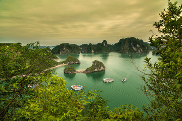 Ha Long Bay - Vietnam 