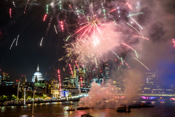 Obraz na płótnie Canvas Fireworks, Lord Mayor's Show 2017 London, England