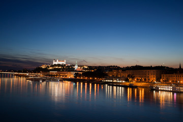 Naklejka premium Bratislava City Night River View In Slovakia