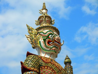 Fototapeta na wymiar Yaksha of Grand Palace in Wat Phra Kaew