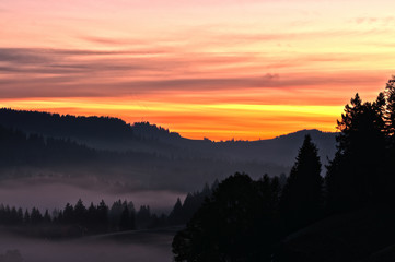 Sonnenaufgang im Emmental