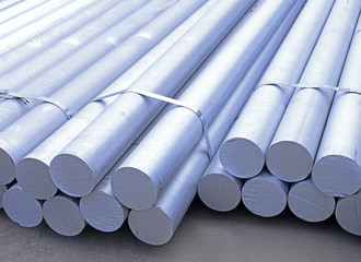 Many round steel