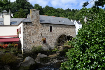 Fototapeta na wymiar Wassermühle in Pont Aven, Bretagne