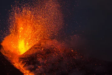 Wandaufkleber Ausbruch des Vulkans Ätna in Sizilien, Italien © Wead