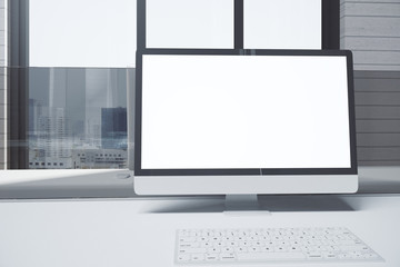 Desktop with blank pc