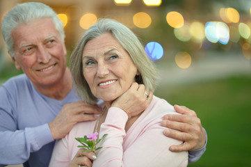  Senior couple posing 