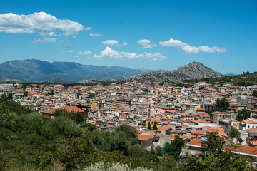 Fototapeta na wymiar Blick auf Dorgali, Sardinien, Italien