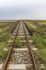 Obraz premium Schienen fluchten am Horizont