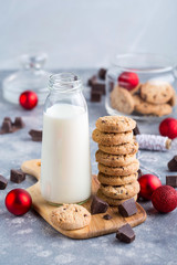 Cookies with baubles