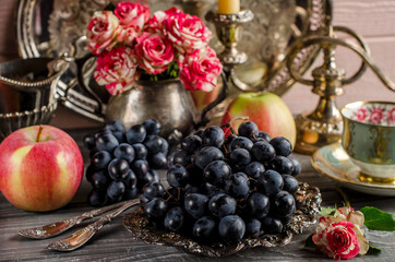 Still life with grapes