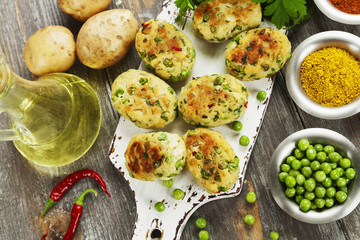 Aloo tikki. Potato cutlets