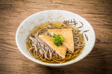 きつねそば　Fried buckwheat (Japanese noodles)