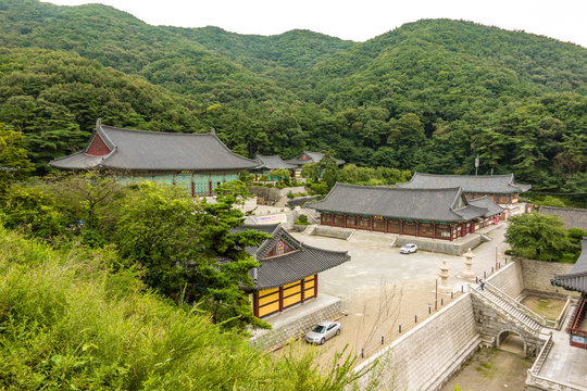 Cheonan, Chungcheongnam-do, South Korea. Gakwonsa Temple.