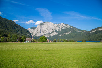Fototapeta na wymiar Altausseer See, der schönste Alpensee Österreichs