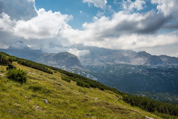 Fototapeta na wymiar Scenic view of alps mountains a sunny day