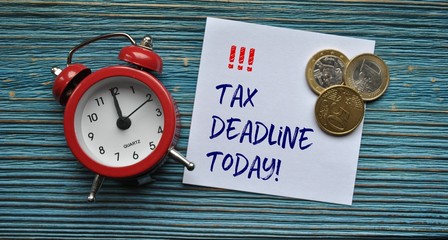 Tax deadline today - obrazy, fototapety, plakaty