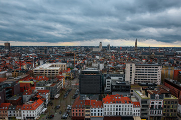 Fototapeta na wymiar View over Antwerp taken from the top of mas museum.