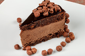 Chocolate-nut chocolate cake with chocolate mousse