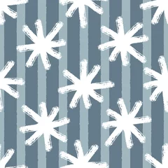 Papier Peint photo Photo du jour Flocons de neige blancs sur fond bleu rayé. Modèle sans couture d& 39 hiver. Grunge, graffiti, croquis, aquarelle.