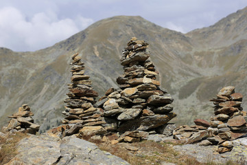 Steintürmchen in den Alpen