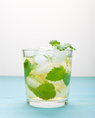 cocktail with mint and ice - obrazy, fototapety, plakaty