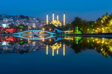 Papier Peint photo la Turquie Melike Hatun Mosque view from Gençlik Park in Ankara,Turkey