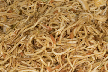 Cooked noodels with vegetables and meet