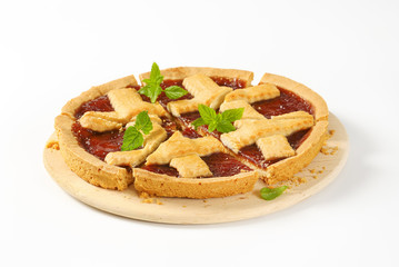 strawberry jam tart with lattice