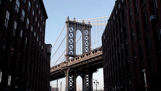 Down Under Iconic Manhattan Bridge
