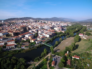Fototapeta na wymiar Drone en Plasencia, ciudad de Cáceres, situada en el norte de la comunidad autónoma de Extremadura (España)