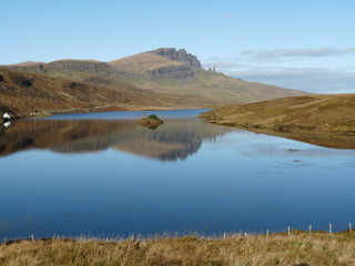Old Man of Storr reflexions