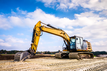 Big excavator in construction site © Günter Albers