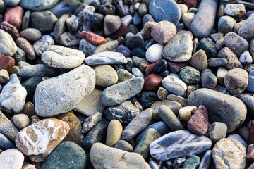 Colori tra le pietre